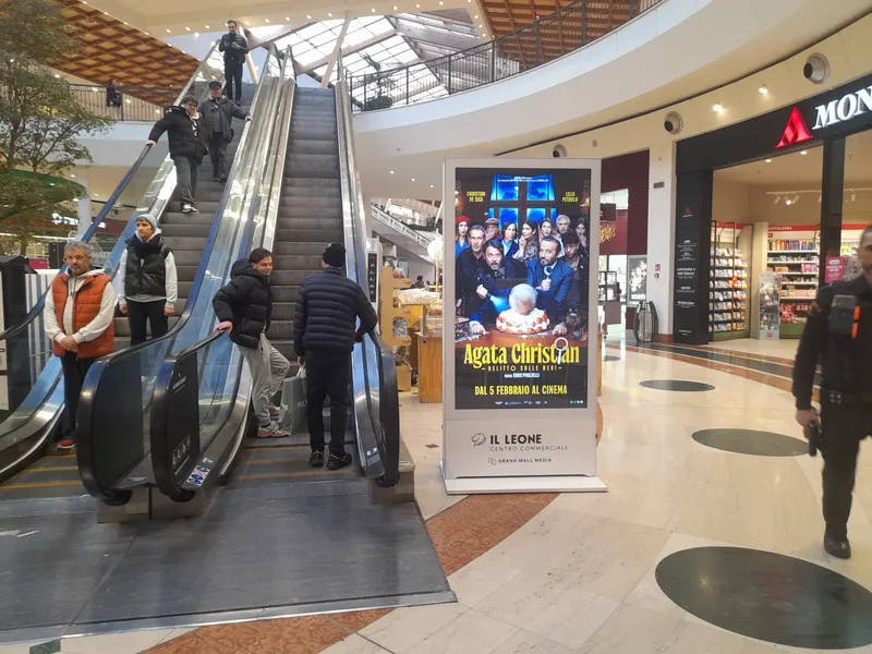 Digital Totem — Klépierre, Centro Commerciale Porta di Roma